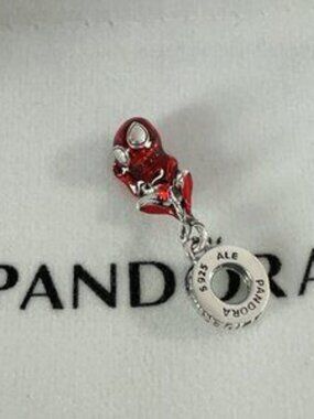 Pandora Marvel Hanging Spider-Man Dangle Charm